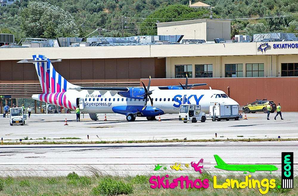 New Sky Express ATR72-600 at Skiathos